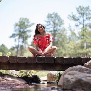 Meet your Posher, Megan